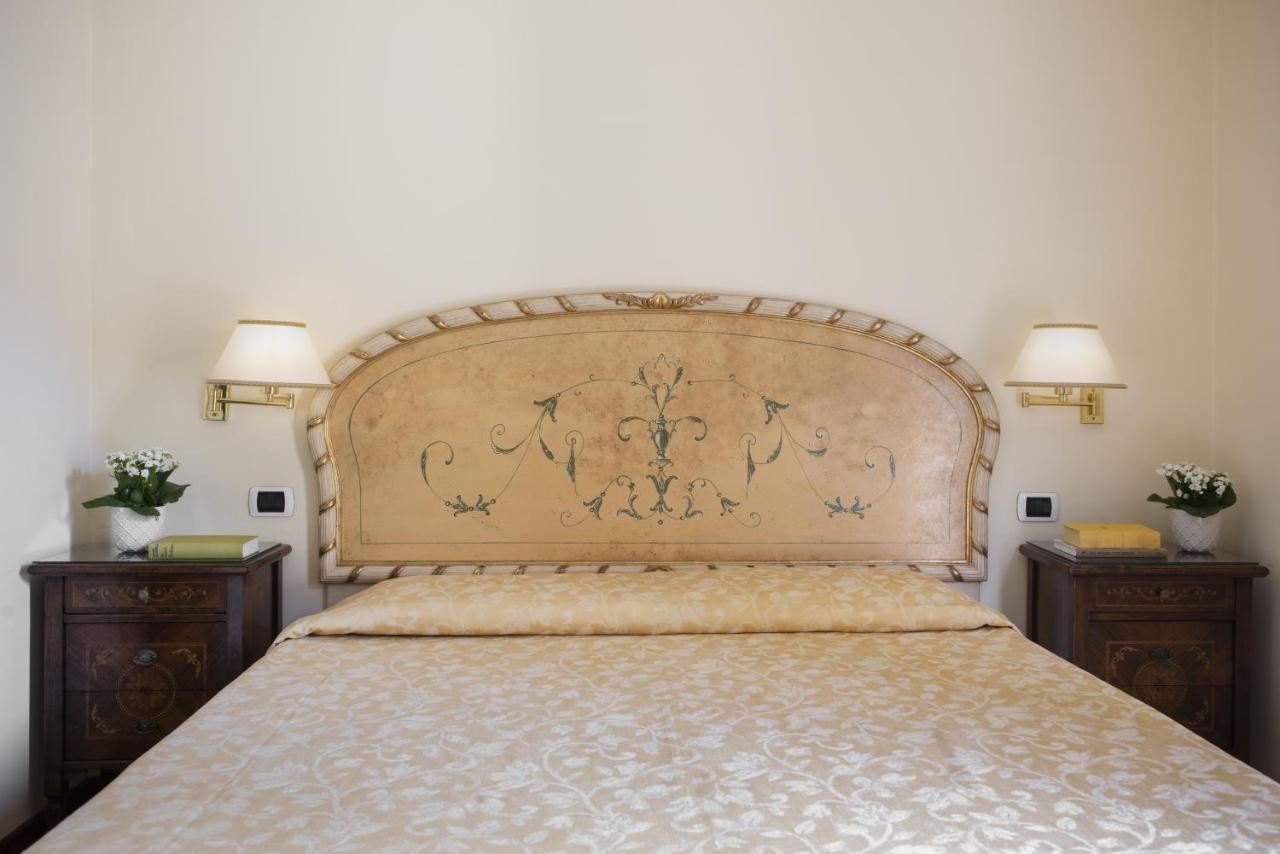 Hotel Parma E Oriente Wellness & Spa 몬테카티니테르메 외부 사진