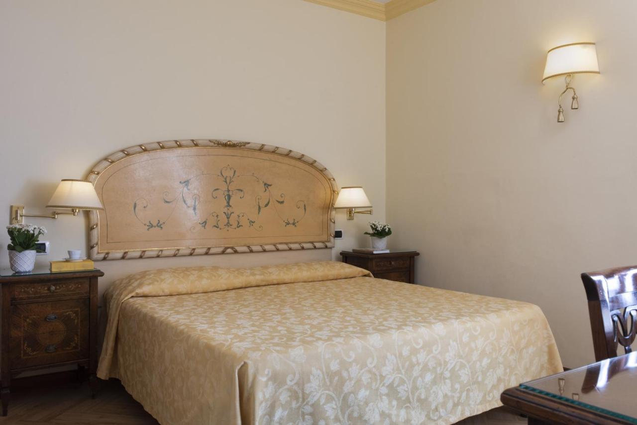 Hotel Parma E Oriente Wellness & Spa 몬테카티니테르메 외부 사진